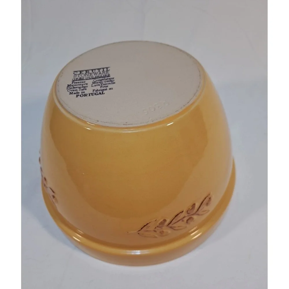 Cerutil Stoneware Portugal Mustard Yellow Embossed Leaf Mixing Bowl Oven Safe